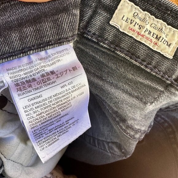 Levi’s Faded Black Distressed Skinny Mid Rise Jeans Size 29 - Picture 2 of 13